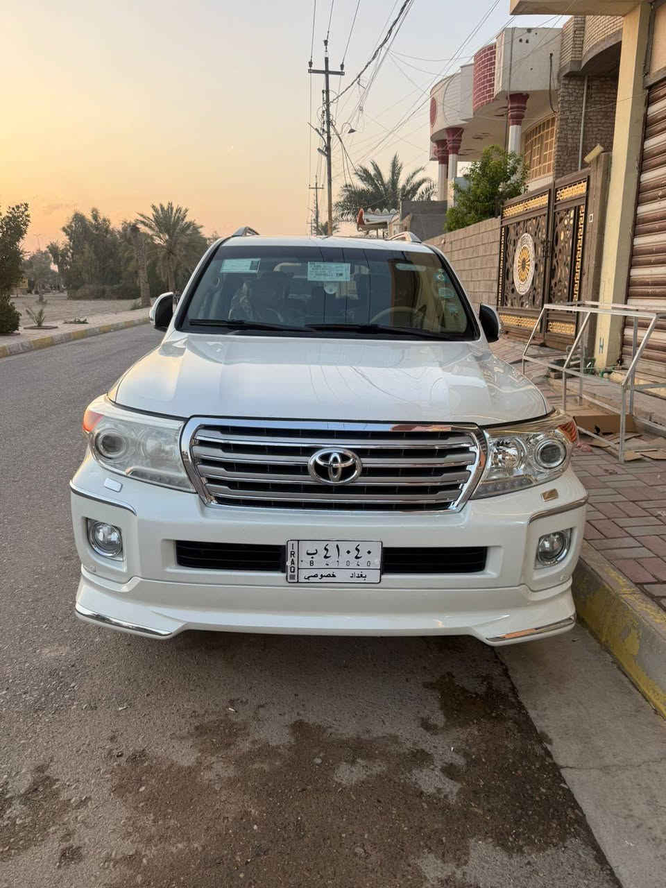 السلام عليكم لاند كروز 
موديل 2012
محرك 8 /4700
السعر 330 وبيها مجال 
رقم بغداد 
للاستفسار الاتصال ب الرقم 
***********@
