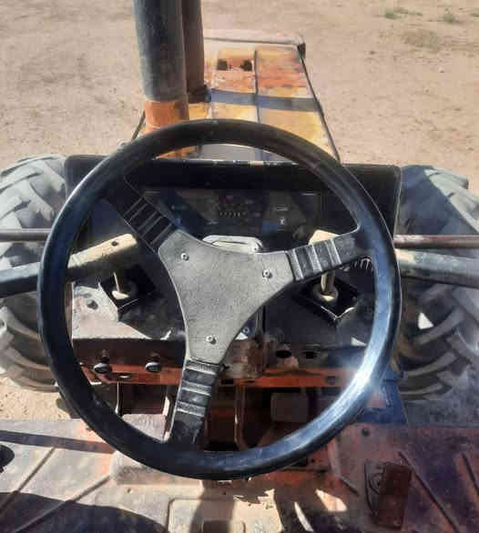 للبيع ١٥٨٠ رقم تحويل كشف بيه محرك ١١٥ افيكو نظيفه ومكفوله مكانه الموصل
 ***********
السعر ٢١ وبيه مجال
