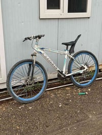 باسكل جيمس • حجم 26 • يحتاج بريكات وبدالات