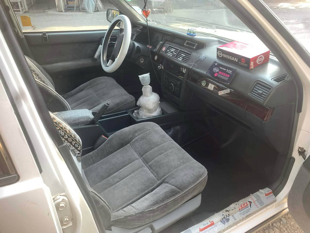 نیسان سدریک بۆ فرۆشتن (2001)سەیارەکە نمونەیە پەڵە پەڵە بۆ یاخی هەیەتەبرید و قوفڵ مەرکەزی و گێڕومەکینە بەشەرت کارەبای هەموو گیانی مەزبوتە سەنەوی تا ٢٠٣٠ تازەیە بەناوی خۆمامەوەیە سەیارەکە جایزە
نرخ:65گەڵا و مەعامەلەیەکی برایانە . ژمارەی مۆ بایل : ‭٠٧٧١ ١٥٤ ٣٩١٠‬ السليمانية, العراق
