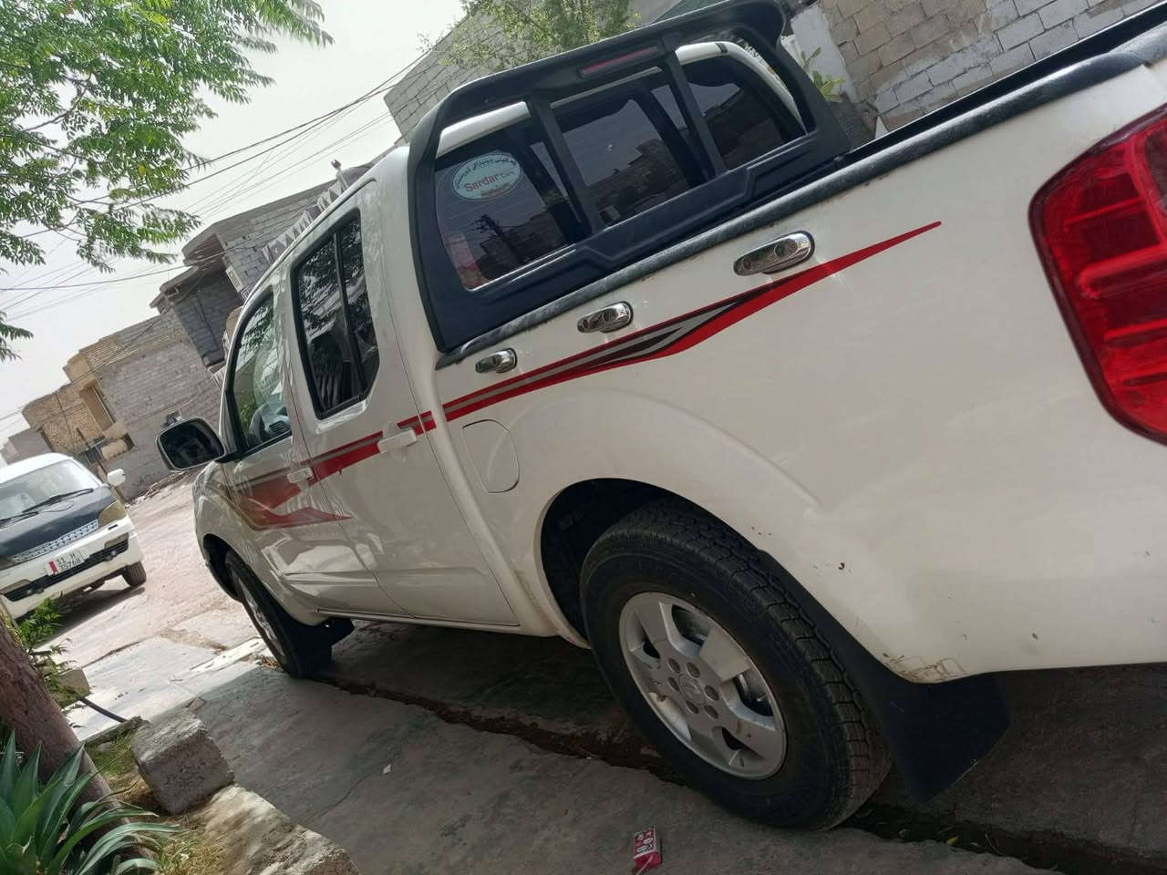 السلام عليكم نيفاره نيسان ٢٠١٤ بيها طخات خفيفه بالبنيد بالخشم مال سياره الباقي كله مكفول تبريد مكينه كير شاشه سياره خير من الله للبيع او المراوس هذا رقمي٠٦٦١٦٦٠٨٣٠١


**إذا كنت صاحب هذا الإعلان وتريد حذفه لأي سبب، رجاءا أرسل رسالة إلى الدعم الفني**