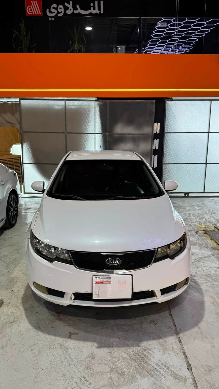 كيا سيراتو2012 (Kia Cerato)
السياره باسمي
بيها تبديل 3 قطع، وبيها بعض الطخات والتصليحات

السيارة مجهزة بمنظومة غاز متكاملة (تشتغل غاز وبنزين)

السعر 70$

ذي قار - الناصرية (المركز)

للتواصل والاستفسار: ***********
