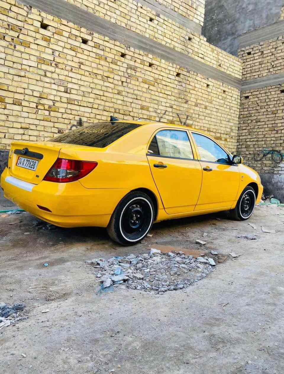 السلام عليكم بي وايدي مديل 20 سياره كفاله ماعده الباب السايق بي طخه مامصلحه واضحه بالصور سياره حره بأسمي سياره جاهزه كلش تبريد حداده مكينه كير كله مكفول 
السعر 73 وبيها مجال
*********** الزبير, البصرة
