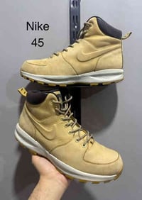 اهلا شباب❤️ توفر حذاء اوربي اصلي🔥 القياس موجود داخل آلصوره 🖼️ الأستفسا...