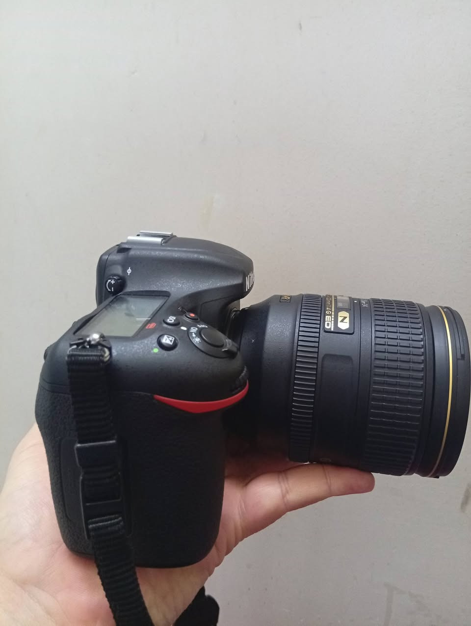 کامیرا نیکون فول
قلیل استخدام
نظافة %100
سعر البیع 650$...


**إذا كنت صاحب هذا الإعلان وتريد حذفه لأي سبب، رجاءا أرسل رسالة إلى الدعم الفني**