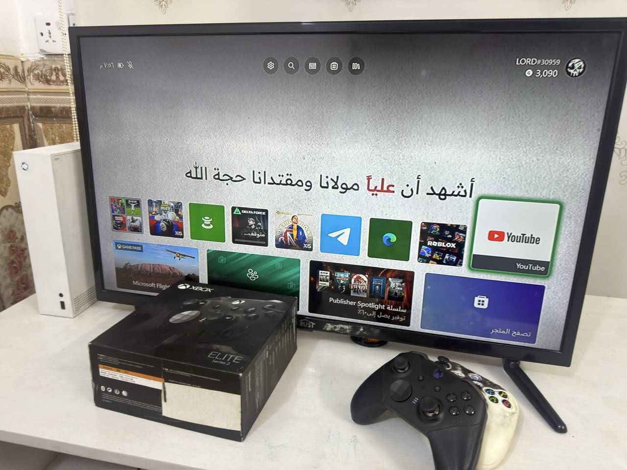بيع او مراوس بي سي الجهاز موديل 22الجهاز ما متعوب بس اول مم شهر من اخذته العب كل يوميه ساعتين ثلاثه بس وراهة انهمل ضل بس يوتيوب او تلي للدراسه ف هسه معروض للبيع ب 350 وياه يده مالته و يده اليت مخصصه للألعاب و اذا مراوس نزل اللي عندك من 800 الى 1100 

للاستفسار *********** فقط واتساب رجائاً
