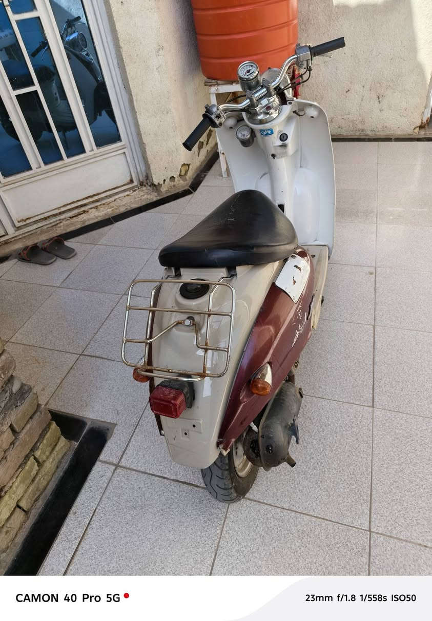 سلام عليكم
دراجه عبد الحليم نضيفه مكينه ناعمه 
السعر 300 وبيه مجال
للاستفسار ***********
