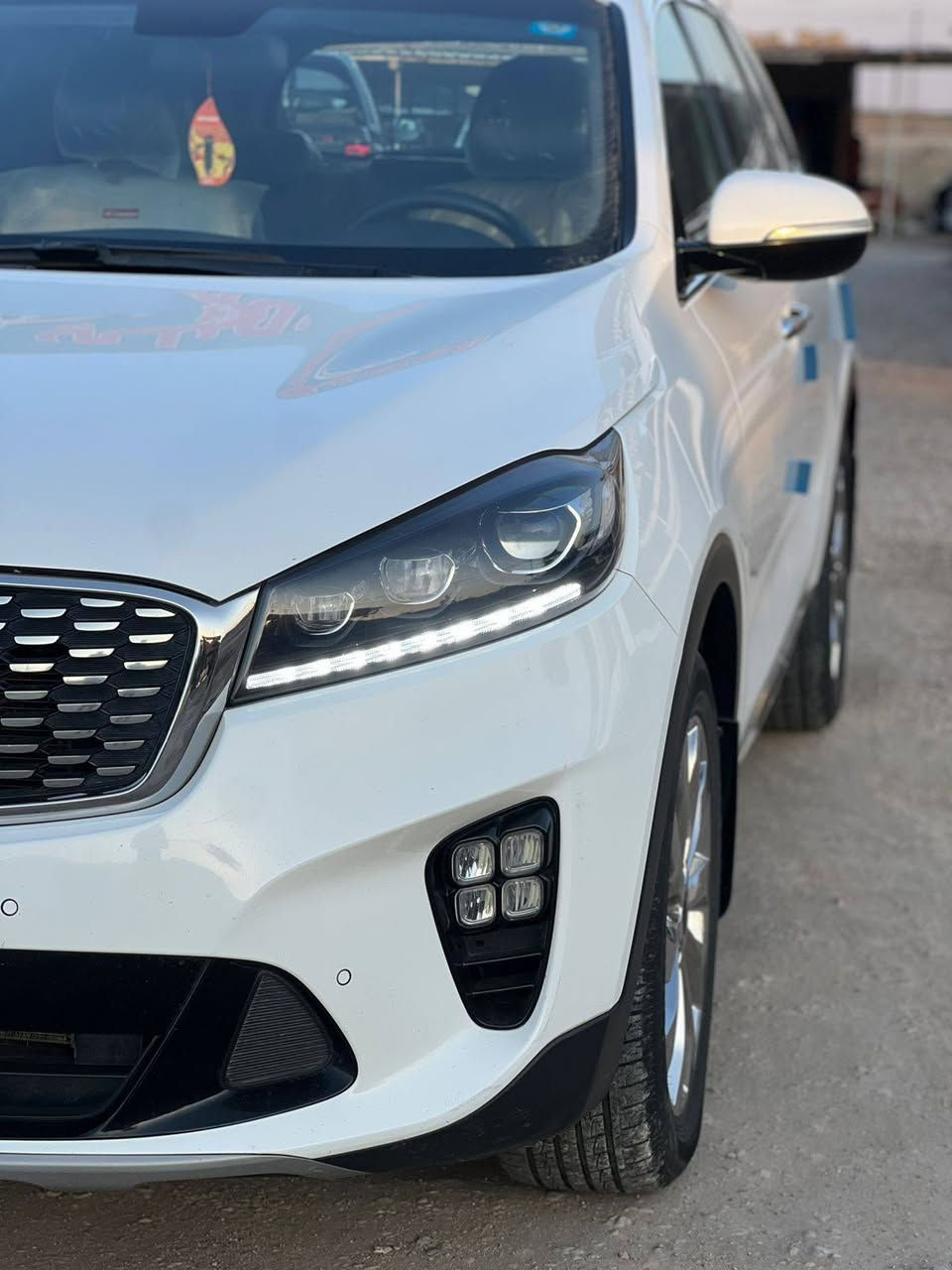 السلام عليكم 
سورنتو 20
فول مواصفات 
سيارة جديدة مثل مامبينة بالصورة
السعر273
باقي المعلومات اتصل بالرقم ***********
اتصال فقط
السيارة خليجي مكفولة
وتحويل ثاني يوم السيارة بأسمي السيارة مال بيت
