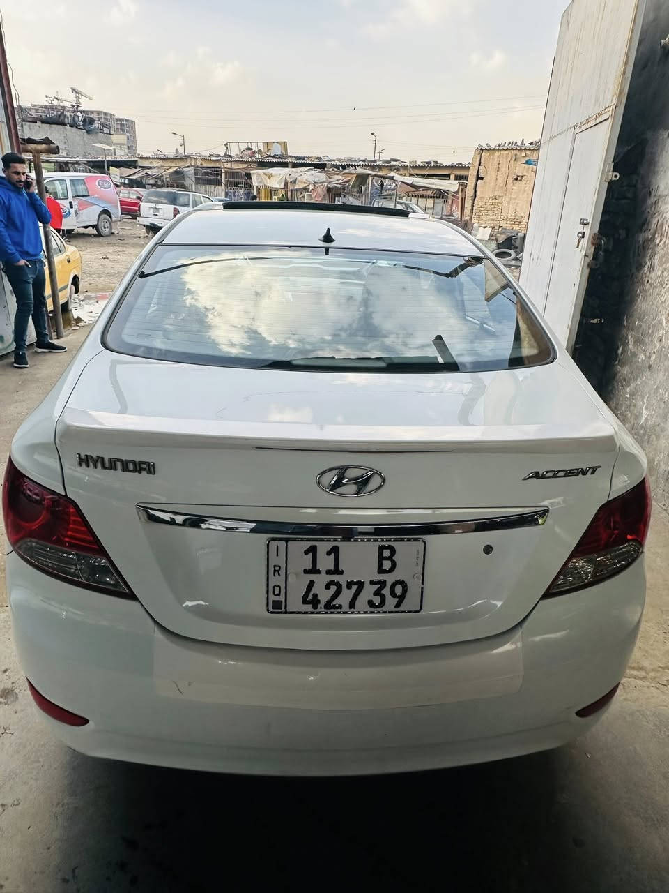 سلام عليكم
اكسنت  خليجي 

موديل 2013 

محرك 1600 

ماشيه 144 الف 

سياره حلوه وكاعده 

بدون صبغ فقط 

فقط بنيد نفس لون اثر حرك 

موصفات 

فتحه 

5تجاوي 

5ويلكب 

شاير مري 

شاشه 

السعر 95 وبيه مجال 

سنويه ورقام جدد وهزه جديده 

وبعد تجي وشوف بعينك 

عنوان كاظميه  ***********
