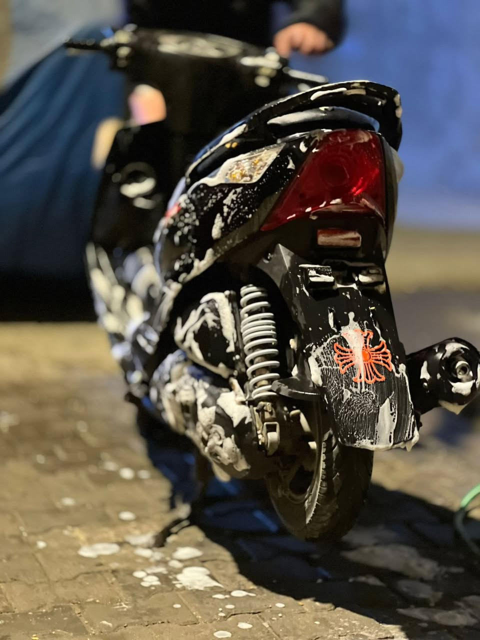 ثعلب نازله من الرمبه كامل فول شغل واطلع مكينه ناعمه خرسه 700 بيها مجال
***********
