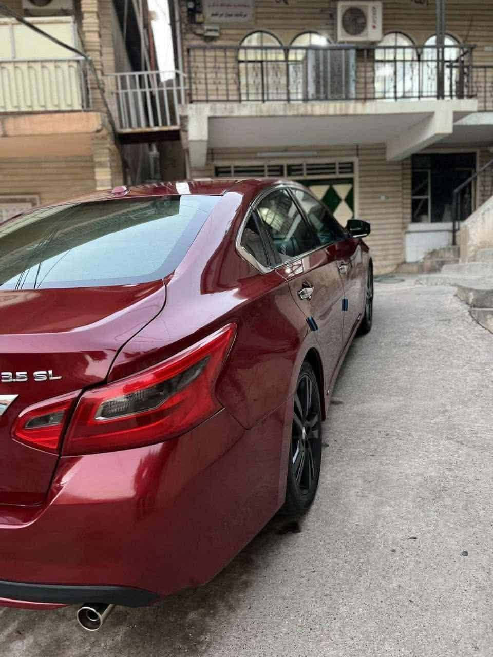 اسلام عليكم نسيان اليتما للبيع SL فول مكينه V6 خير من الله موصفات عليه تحكم ستيرن كشنين كهرباء تدفئه تبريد قطعتين تبريد حدث خلفي كما وضح بصور تحويل عليه غرمه 240 تنزل من السعرر  صحبه موجود عندي ضرف وريد ابيعهاا سياره خير من الله بس ستر رب العالمين  السعر105والغرامه تنزل من سعرهاا  *********** موديل 2016  بيع فقط
