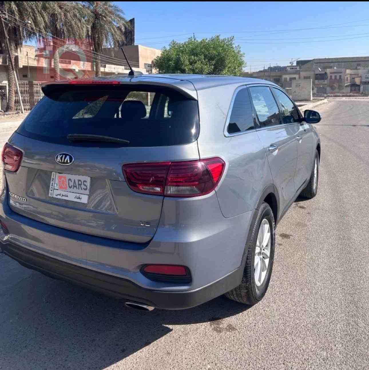 للبيع سيارة
📌  سورنتو / الموديل:2020
📌 المحرك:6 سلندر 
📌 الكير: أوتوماتيك 
📌 الممشى: 67 الف mi

السيارة نظيفة كلش، الموصفات شاشه مقاعد مخمل ،فقط رصعات بالبنيد والقماره خفيفات ، والضرر من امريكا فقط الجاملغ الخلفي ومعدل بارد ،استخدام شخصي.

💰 السعر: 32 مليون وقابل للتفاوض
📍 الموقع:بغداد 
📞 الاتصال / واتساب: ***********
