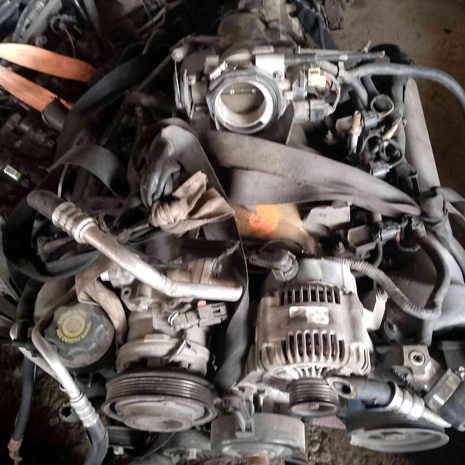 يتوفر كير ومحرك حاويه تاهو جيمسي اكاديا العنوان السليمانية المنطقة الصناعية
خلف كراج بغداد القديم لأي استفسار يرجى الاتصال على الأرقام التالية ***********
***********
