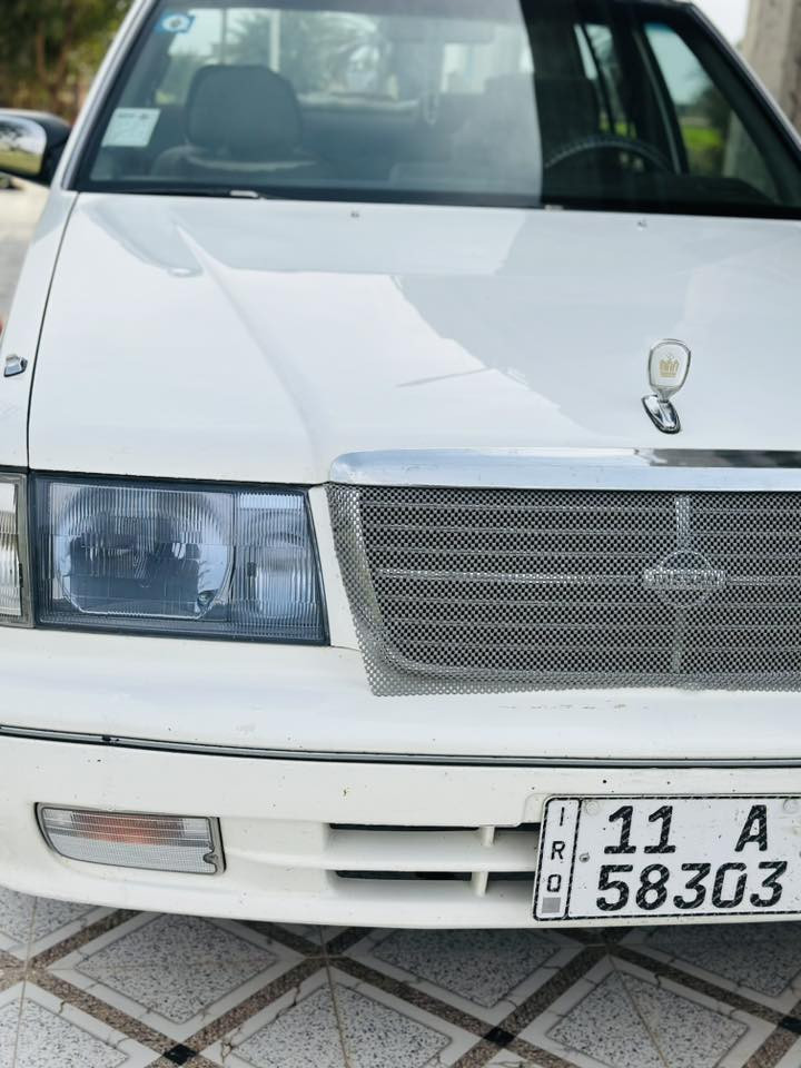 للبيع سيارة سترك نيسان كامل موصفات رقم بغداد موديل 2001 تفاصل باقي السيارة على هذااا الرقم ***********
