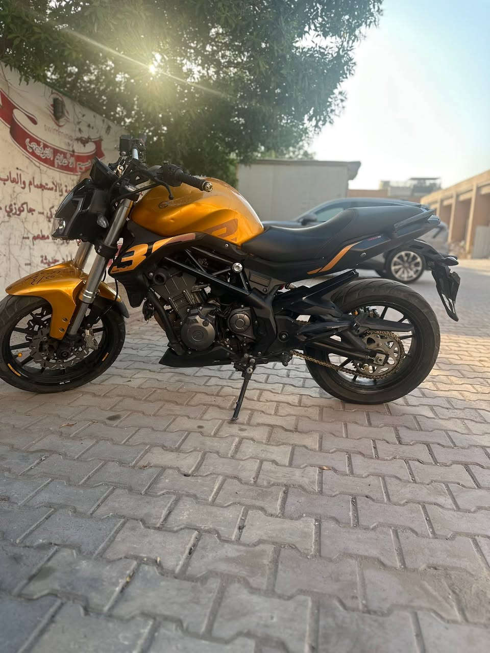 دراجة بنلي 302 
مرقم بغداد موديل 21
ماشية 30 الف
دراجة مابيهه اي نقص تحويل ثاني يوم 
سعر 3مليون و 800 الف وبيهه مجال للشراي
مكاني البياع
شراي اتصل 
***********
