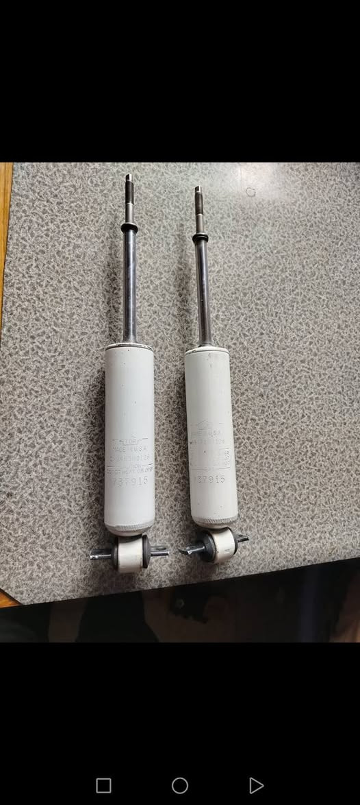 دبل امامي USA دولفين كابرس الزوج 70 
دبل خلفي  USA مختوم دولفين كابرس،، الزوج 70 
  توصيل لجميع المحافظات ***********
