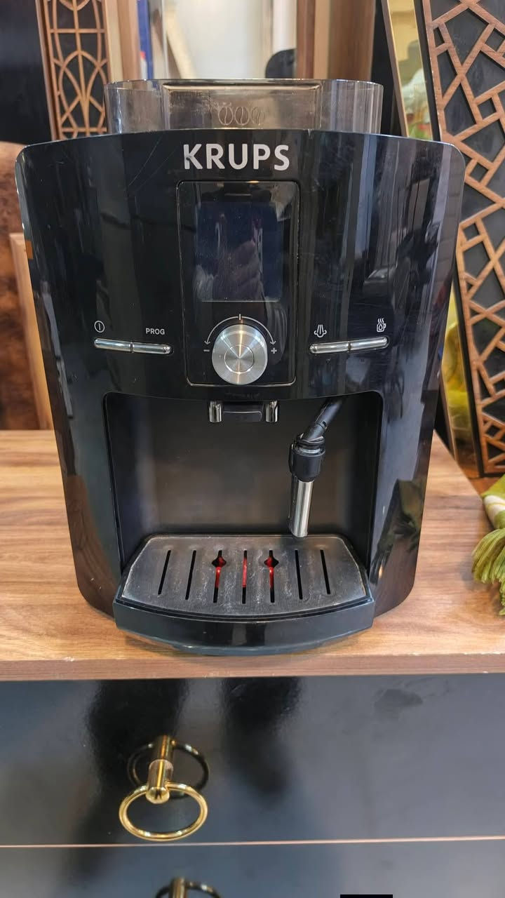 وصلنا جديد اثاث منوع انسب الاسعار
معرض اربيل لبيع وشراء الاثاث🛋
العنوان اربيل سايدين مجمع الزيتون 
اي استفسار واتساب:***********
متوفر توصيل داخل اربيل
