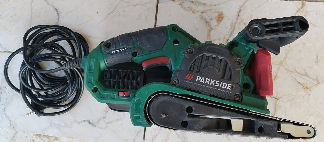 السلام عليكم من رخصة الادمن المحترم منعمه دبابه بارك سايد الماني مستخدمه نضافه 95٪100
السعر 25الف مع التوصيل


**إذا كنت صاحب هذا الإعلان وتريد حذفه لأي سبب، رجاءا أرسل رسالة إلى الدعم الفني**