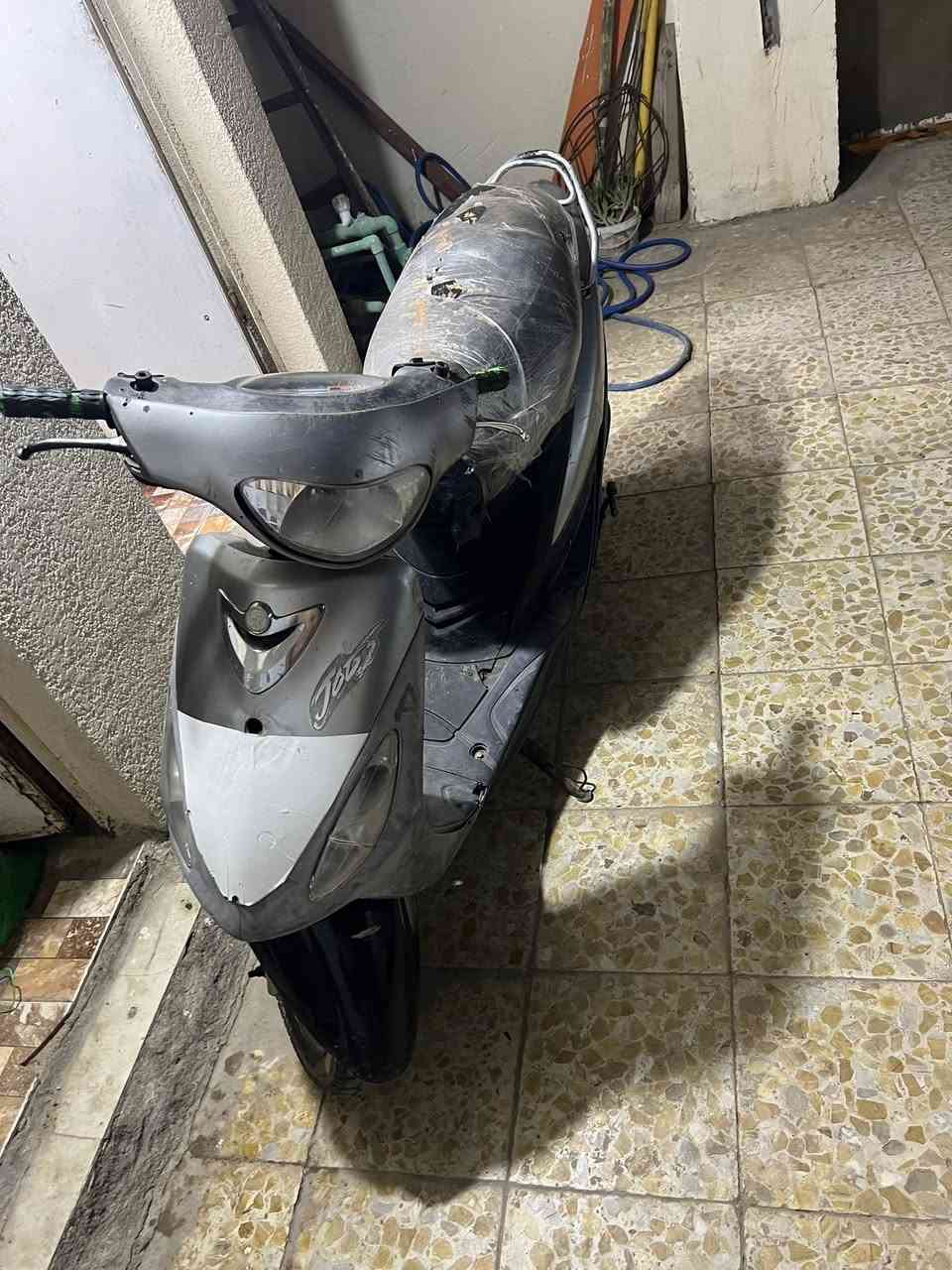 سلام عليكم منغوالي بوشه ٥٥ بلاد دراجه بيهه شلعه ومعدل تآكل الكاع كزوز اف ام دراجه حلوه السعر ٤٥٠ وبيهه مجال الشراي يجي خاص او ينتصل مكاني البصره القرنه الشرش ***********
