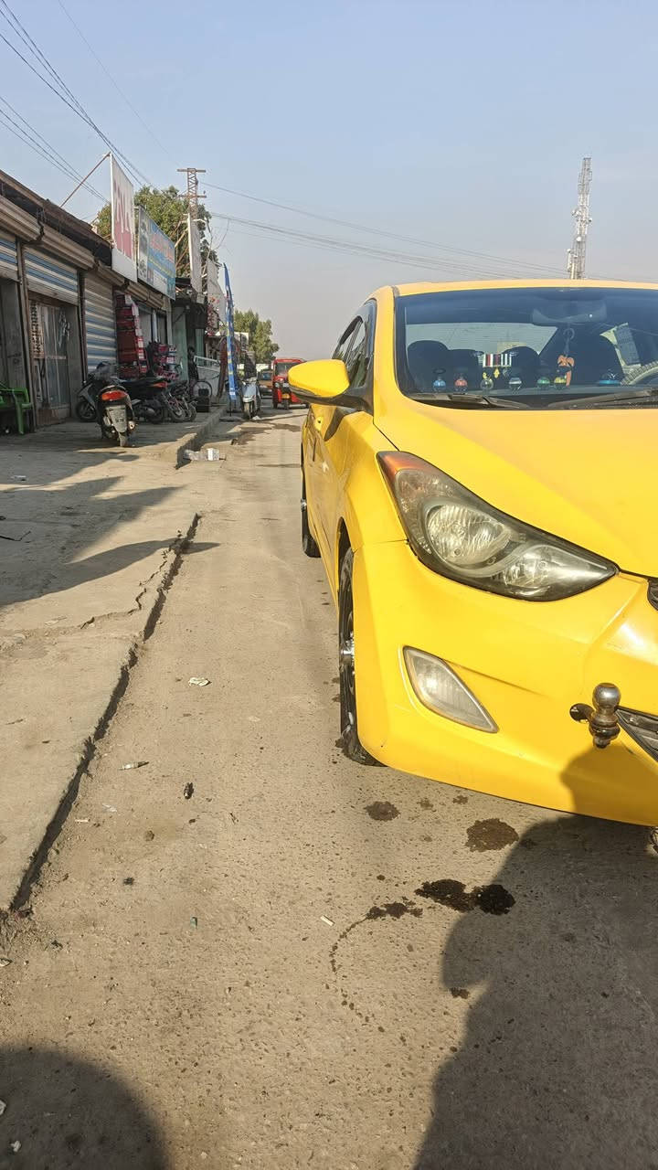 السلام عليكم النترا 2012 للبيع فول مواصفات تخم تاير مكينه وگير مكفولا سياره فول كلهاا على وضع الشركه السعر 110 عنواني بغداد حي النصر
***********
