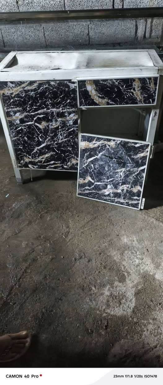 غراض للبيع منزليه للبيع كلمن وسعره
‏‪***********‬‏
