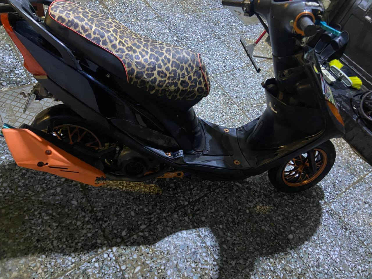 سلام عليكم دراجة ماگس عدله للبيع 400سعرهة ...رقم ***********واتساب
