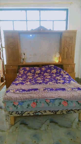 غرفه نوم جديد احله من التصوير للبيع كربلاء ***********
