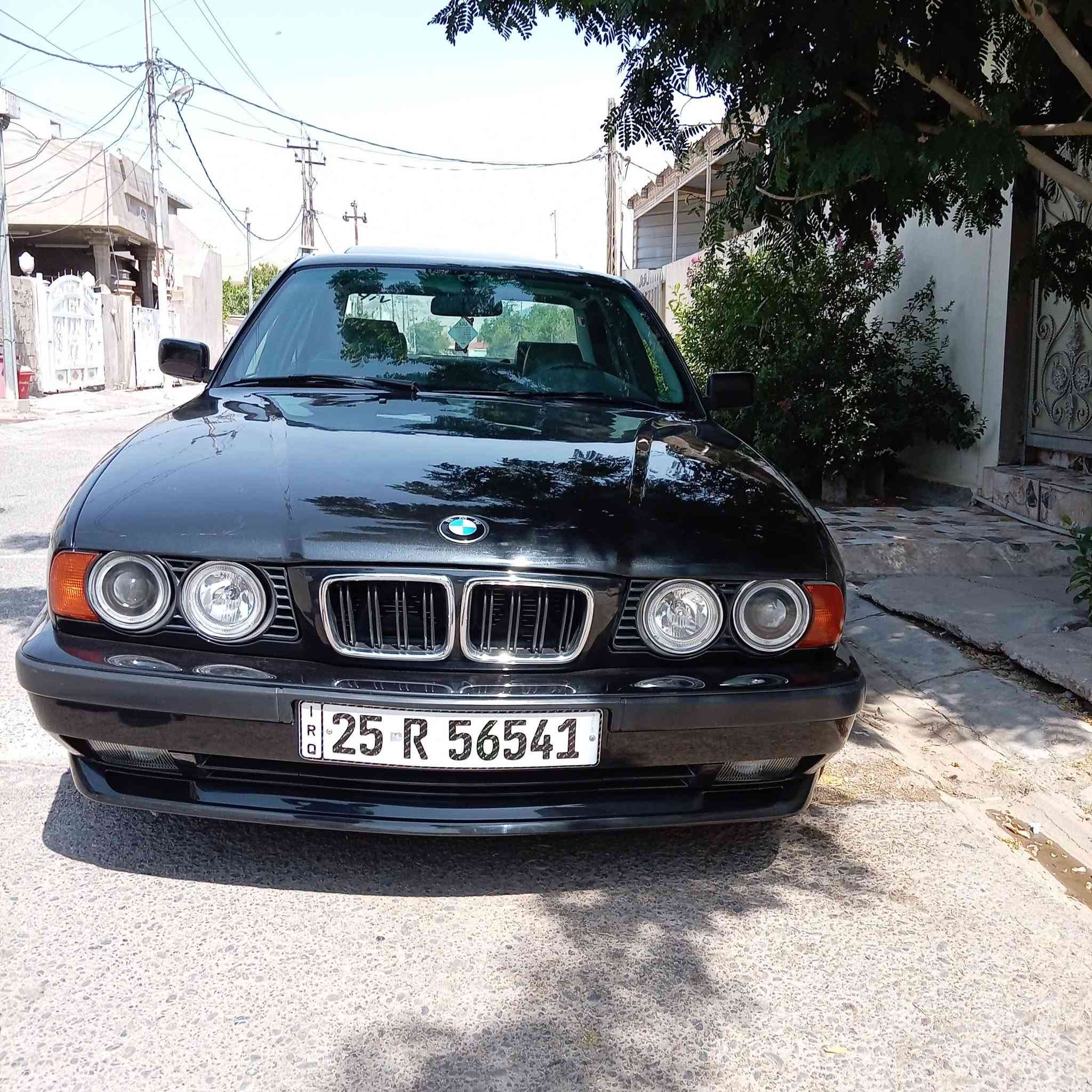 سلام عليكم بي أم موديل 93  كير محرك شرط أكسل شرط  وارد يبان محرك جيطل تايرات  جديدة سنويه الغاية 2029 دفتر بانزين  دبل يرباك مصبوغة جماليه🙂***********
