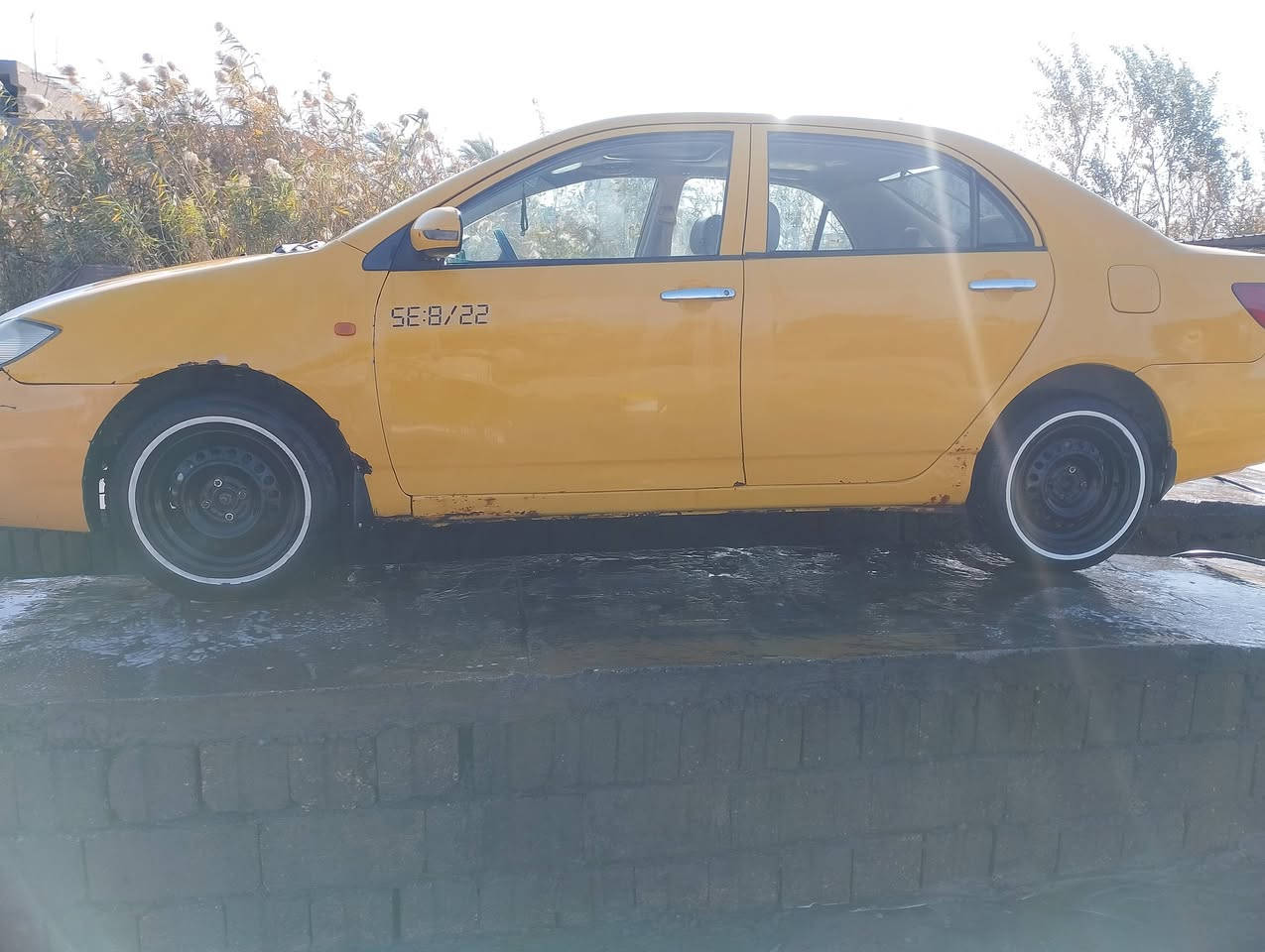 السلام عليكم سياره نوع بيوايدي f3 موديل ١١ رقمه قادسيه مكينه ميسبوشي السياره حلوه كاعده معروضه ٣٨ وبيه مجال مكانه بابل ***********
