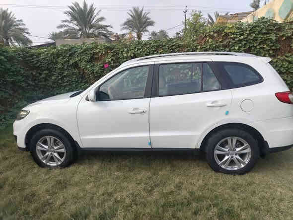 سلام عليكم سنتافي مديل 2012 خليجي مكفوله كفاله عامه مكينته (6) تلث قطع تبريد  مرايات شفط تحكم ستيرن سياره جاهزه خير من الله  السعر ( 165) وبيه مجال حك الجيه
للاستفسار
 (***********) 
(***********)
