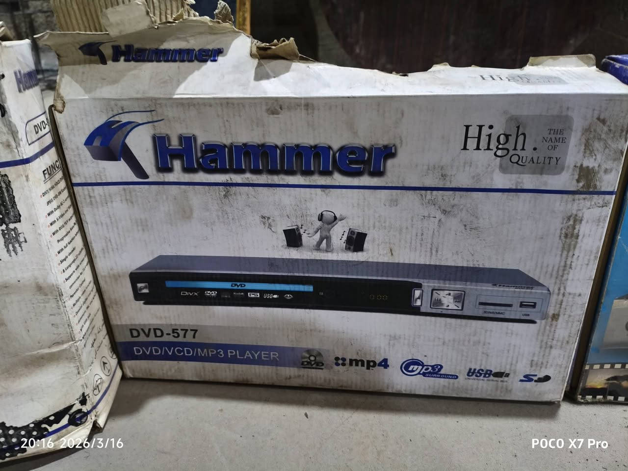 مجموعة رسيفرات متروكة اصليات الوجبة الاولى و مشغلات dvd و كم قطعة dvr كاميرات موضحات بالصور كدامك  اغلبهم بيهم اعطال بسيطة و الي بالكارتون مفاحصهم شغالات او لا ممفتوحات
ابيعهم شلع انطيني سعر بيهم مكاني بغداد و ماعندي توصيل


**إذا كنت صاحب هذا الإعلان وتريد حذفه لأي سبب، رجاءا أرسل رسالة إلى الدعم الفني**