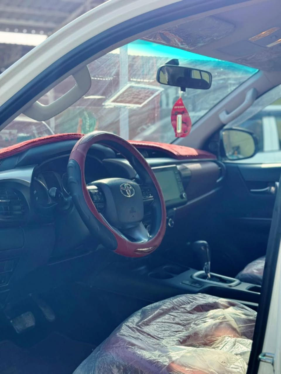 السلام عليكم ورحمة الله وبركاته فور ويل 21.  مكفوله من الصبغ بيه بارد فقط بالجاملغ الخلفي فقط والباقي كفاله كير اوتماتيك بصمة محرك ما مغسول اسبير ما نازل محرك كير حدادية تبريد جيد جدآ تاير شد جديد
شماليه(أربيل )سنويه ما منهيه ما نافذه وكالة او تحويل السعر// 285//
واسط الصويرة
ت/***********
