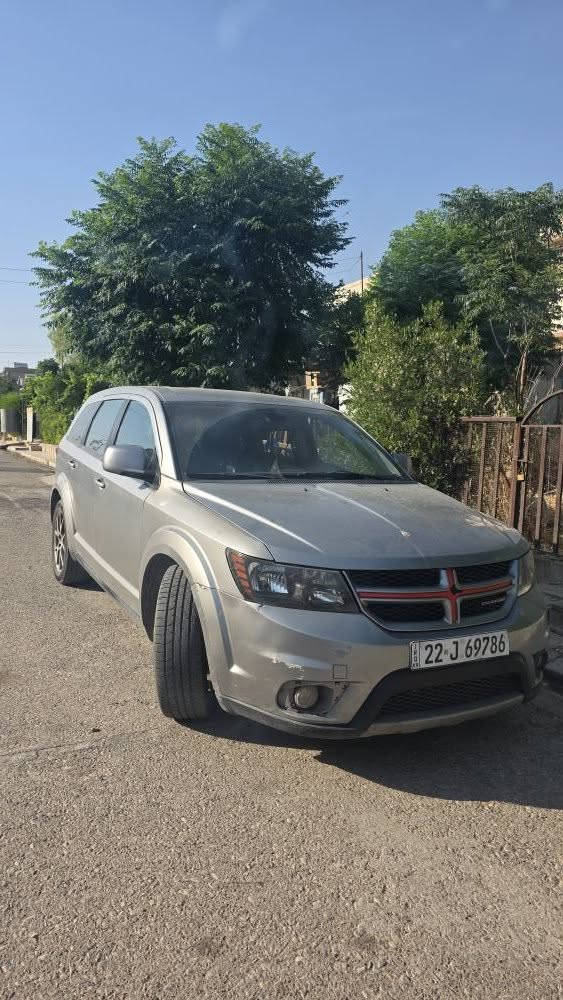 للبيع دوج جورني ٢٠١٧ مواصفات GT/ FLEXFUEL
٦ سلندر 
٧ راكب 
سياره حادثها جملغ  
بدون دواخل بدون كلشي
سياره جديده 
باسمي تحويل وكاله ثاني. يوم 
مكان اربيل 
سعر ١٥٤$ ورقه و بيها مجال
*********** واتساب 

مواصفات: بصمه / شاشه / تحكمات ستيرن /٧ راكب/تبريد مركزي/GT أربيل, العراق
