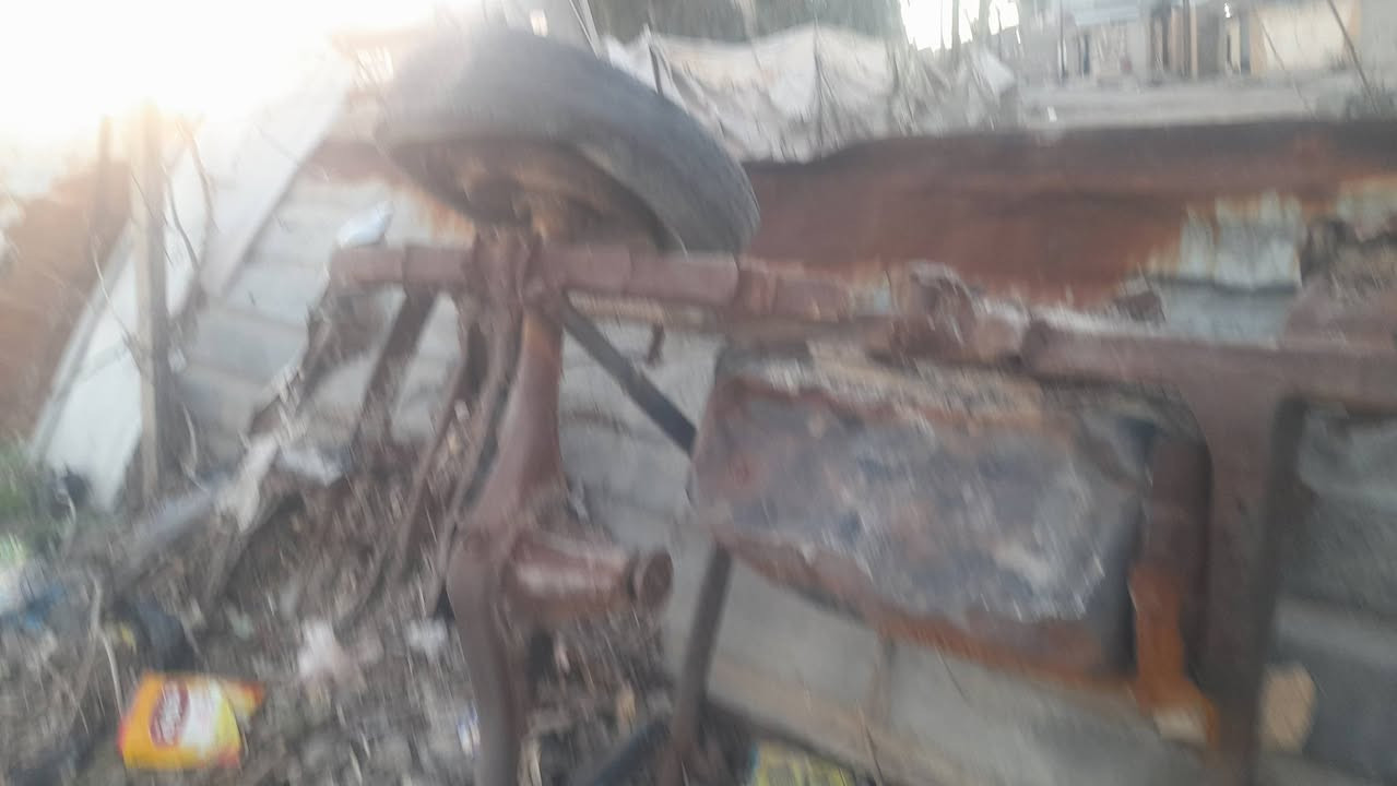 سلام عليكم اخوان هاي سياره للبيع مثل ما موضح اريد ابيعهة على رمضان بيش تفيدكم بالكيلو ماعرف


**إذا كنت صاحب هذا الإعلان وتريد حذفه لأي سبب، رجاءا أرسل رسالة إلى الدعم الفني**