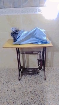 مكينه خياطه الفراشه من القديمات ياباني اصلي بس عوزه ماطور فقط شغاله ب7...