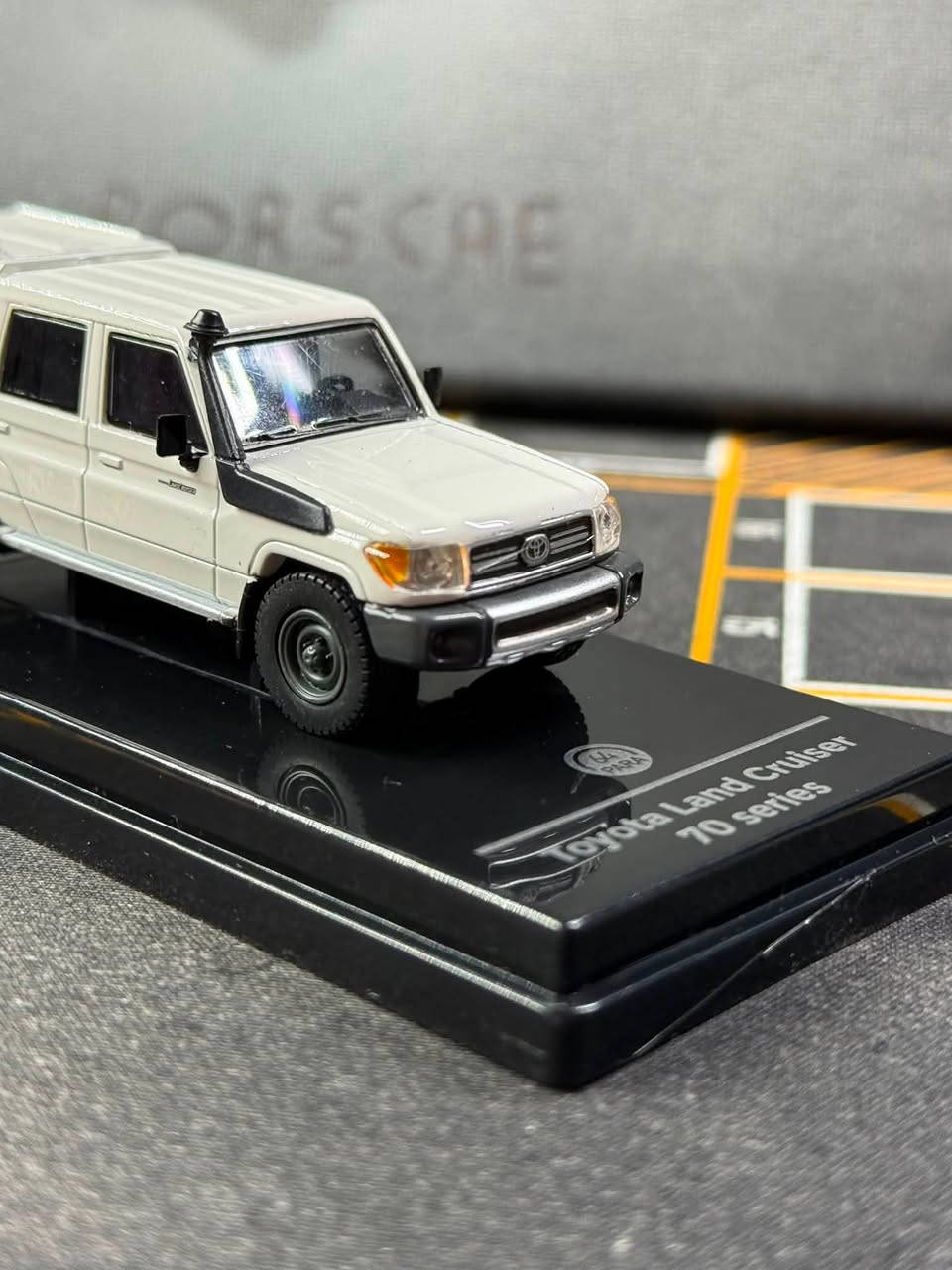 من أنتاجات شركة PARA 
تويوتا شاص .
Scale 1:64 

سعر ٣٠ الف ✅

#شاص #camle #masdi #PARA64 #diecast #diecasterindonesia #مصغرات


**إذا كنت صاحب هذا الإعلان وتريد حذفه لأي سبب، رجاءا أرسل رسالة إلى الدعم الفني**