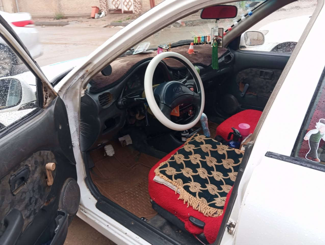 السلام عليكم اكسنت 2000 للبيع باسمنا باسم اخوي بعد ال مكينه بها ضعف حداديه جديده سياره جاهزه بس ضعف الماكينه رقم انجليزي 2030 تسقط صفر اي شيء ما بها اي ربع دينار ما عليهن ***********
