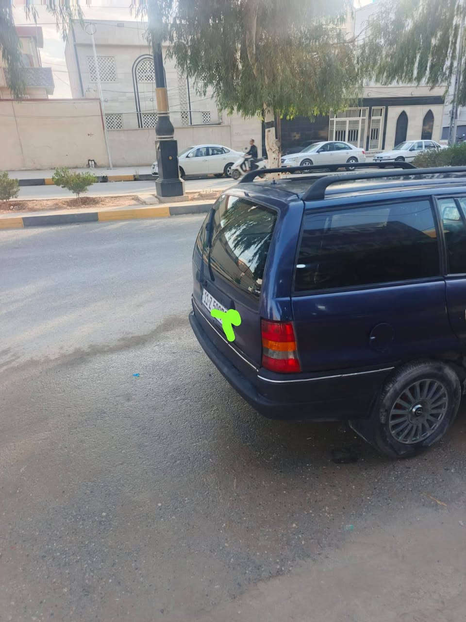 سلام عليكم
استره استيشن   موديل ١٩٩٣ 
 رقم بغداد مستره بسمي 
حجم ١٨ 
سنويه لحد ٢٠٣٠ 
مكاني موصل تلعفر 
 سياره نضيفه 
 ***********
