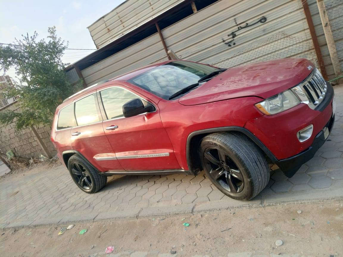 سلام عليكم سياره جيب لاريدو موديل 13 سعر 65
سياره متوم بغداد نكليزي طبق الأصل 
سياره مكفوله من كص وضربه وتبديل سياره جاهزه من كلشي وكلشي شغال كير ومكينه بل كارتون تخم تاير كهربائيات حلوه شغاله سياره نقص بس جلاتين بيه جراد غرفه جلد اسود بجيس تتفئه تبريد تتفئه كشنات مكينه 3600 مكفولات لا تبخير ولا تنقيص  مكان سياره نجف تواصل عن طريق *********** مراوس ترهم حسب لقناعه شعندك مراوس دزه واتساب
