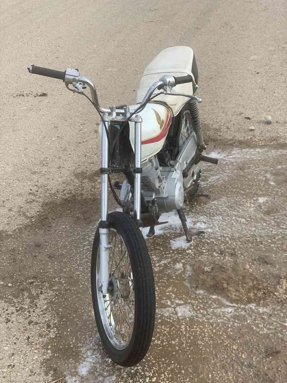 السلام عليكم دراجه اربعه كير للبيع السعر 275 وبيهه مجال قليل الدراجه #كلك شاصي ارشا و المحرك سيجي ساما المكينه خرسه الله شاهد مكاني مقابيل سيطره عفك الرئيسية


**إذا كنت صاحب هذا الإعلان وتريد حذفه لأي سبب، رجاءا أرسل رسالة إلى الدعم الفني**