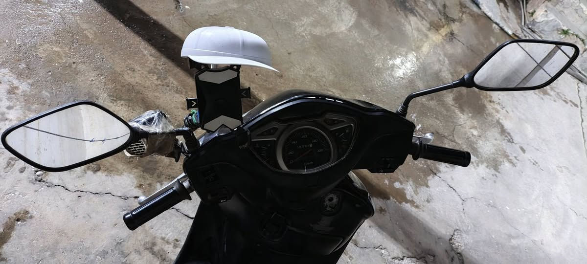 ليدي حديث للبيع مجفت جديد ماناقصه برغي كله شغال السعر 750وبي مجال المكان سامراء ه‍ *********** فقط واتساب
