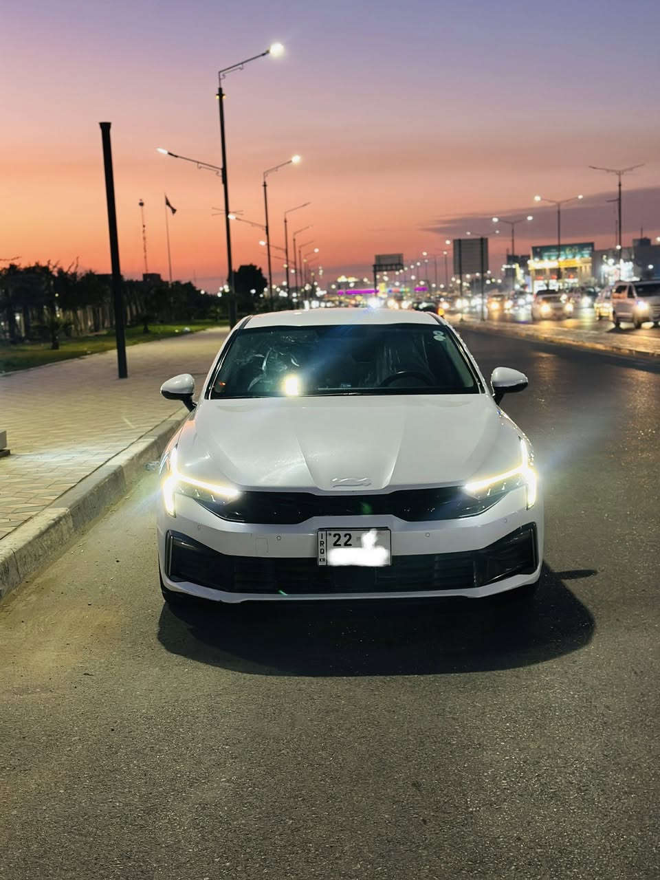 سلام عليكم K5 مديل 24
كفالة عامة خليجي 
محرك 2500  
رقم اربيل 
السعر 218 
***********
البصرة
