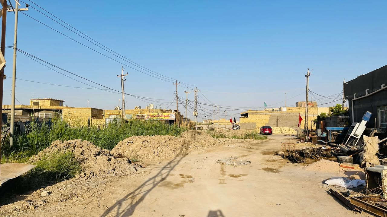 ثلاث قطع زراعي للبيع
مساحه لقطعه لوحده 250 متر على شارع 30 متر 

حي جوادين الاول شارع الشهيد مصطفى سعدون 

مسافه عن شارع لعام 100 متر 

كافه لخدمات موجوده كهرباء ماي تبليط مجاري 

سعر القطعه لوحده 28 وبيه مجال للشراي 

لاستفسار والتواصل خاص او على الارقام لتاليه

ابو امير  :  ***********

منتظر حازم :  ***********

نستقبل كافه العروض الطابو والزراعي بيع وشراء في جميع مناطق سوك الشيوخ في مكتب الأمير للعقار  حي الجوادين قرب الصيدليه مباشرتا
