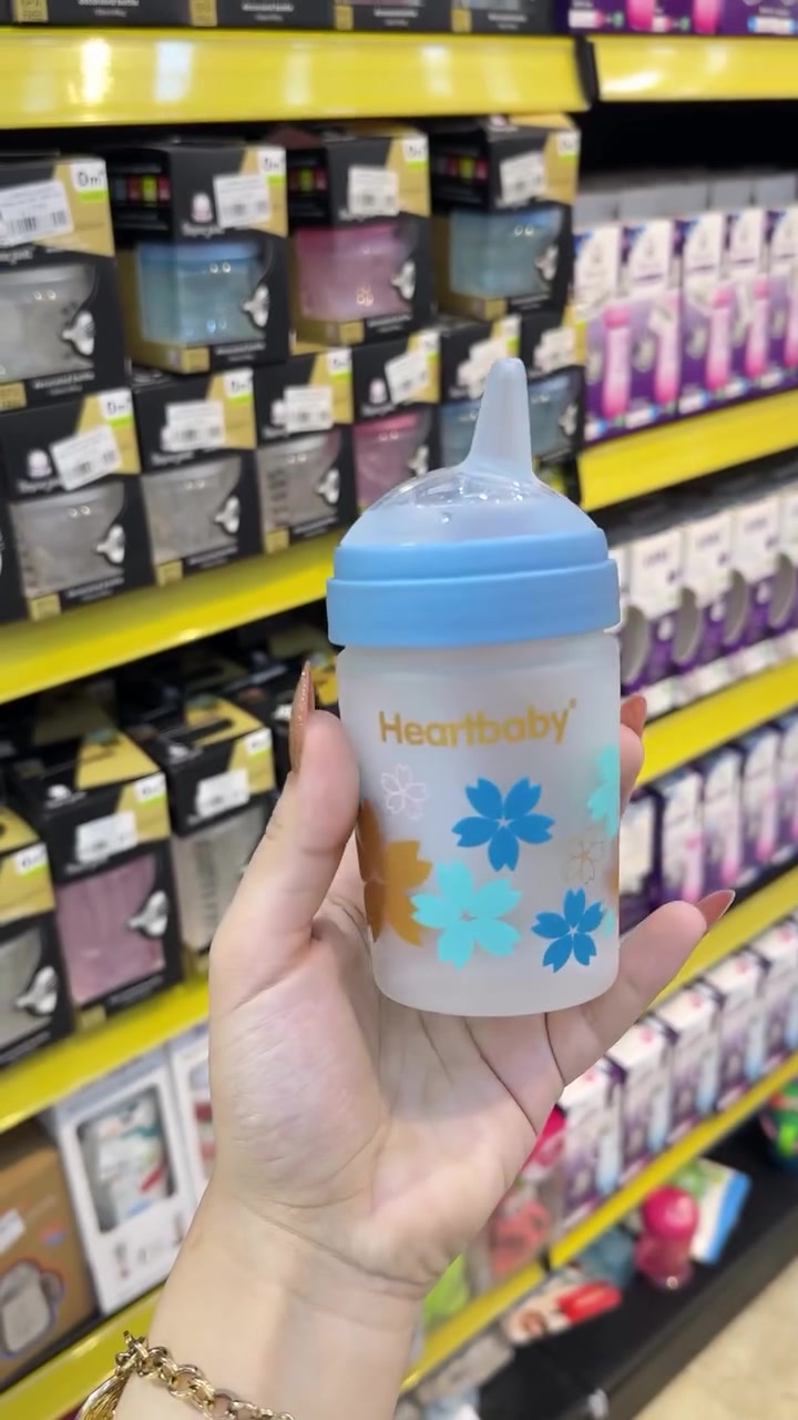 QUBRUS_3 STORE
📍 البصره | شارع البهو | مقابل الامل سنتر
تتوفر خدمة توصيل جميع المحافظات ✈️
للحجز و الاستفسار 
Mobile: *********** - ***********
