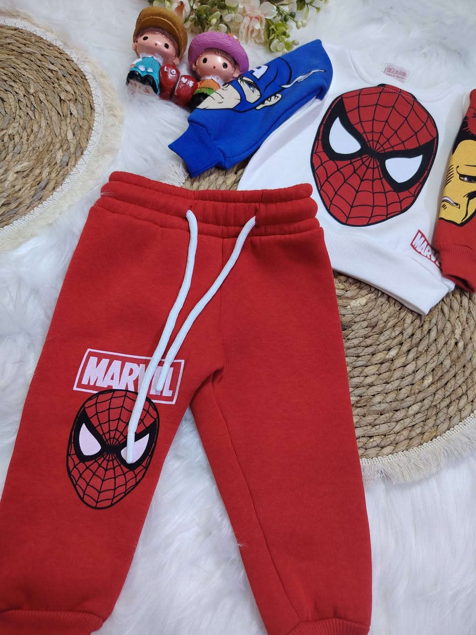 وصلت وجبة تركسوات ولادي وبناتي الشتوية 🔥❄️
خامة تركي ناعمة ودافية، مناسبة للبرد
الأحجام من 6 شهور إلى سنتين… موديلات كيوت ومرتبة للأطفال 👶💛
الألوان حسب الصورة 🌈

للطلب والاستفسار مراسلينا بأي وقت 🤍✨
للطلب والاستفسار *********** واتساب
العنوان موصل حي سومر مقابل أعراس راما 

#الموصل #تركسوات_اطفال #خامة_تركية #ملابس_شتوية #بيبي_ستايل
#العراق #العرض_المستمر #البسه_الكرم #موديلات_جديدة
