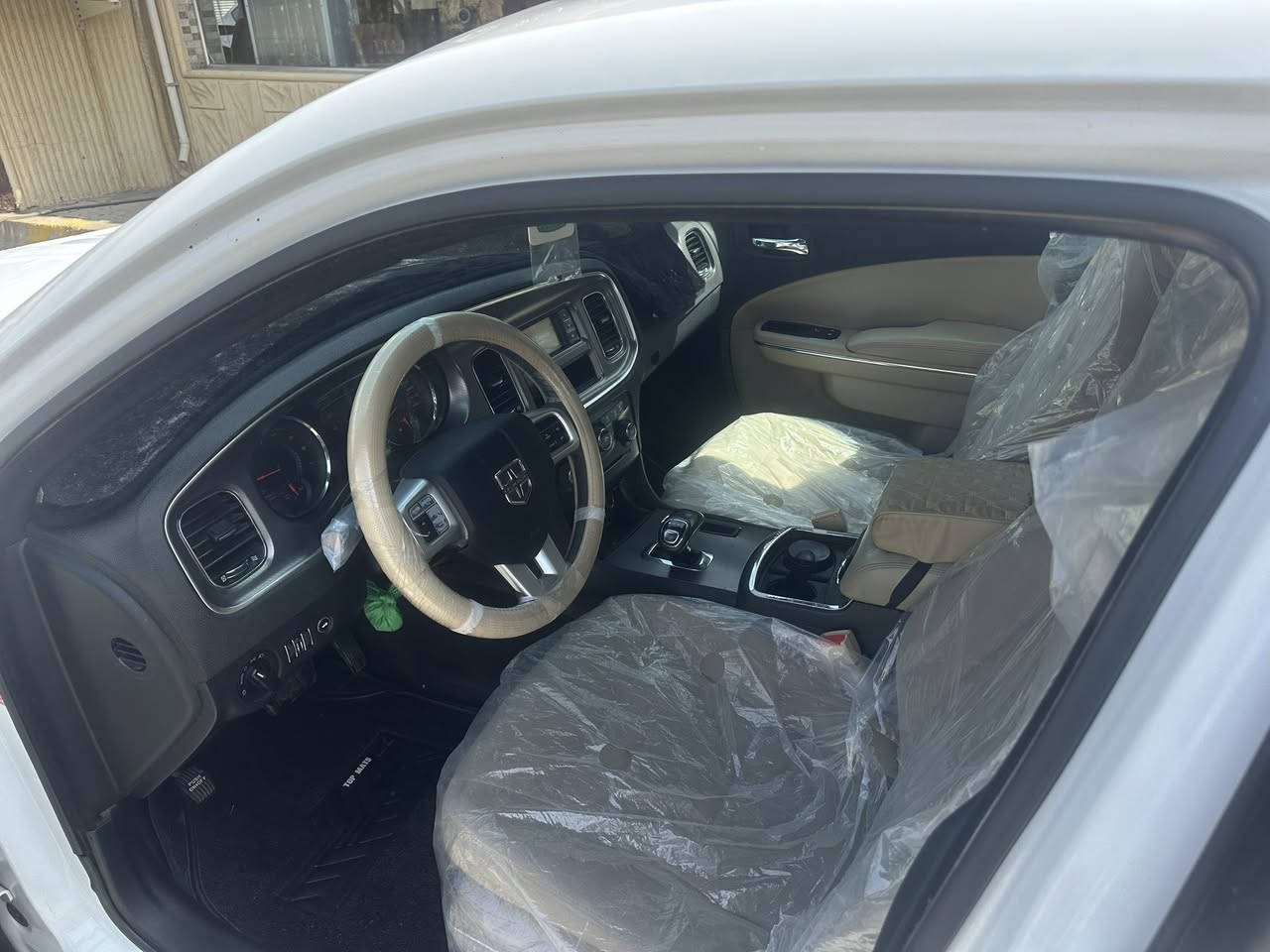 2014 كفاله من الكص
كير مكينه كفاله تبريد حداديه جديده سياره جاهزه 
سعر ٧٠  عنوان بصره
***********
