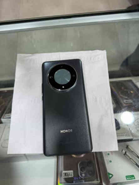 هونر x9 b
ذاكره ٢٥٦
جهاز نضيف اي شخط مابي ممفتوح كله بلادي ملحقات كامله 
سعر ٢٧٥ مكاني كركوك
رقم ***********
