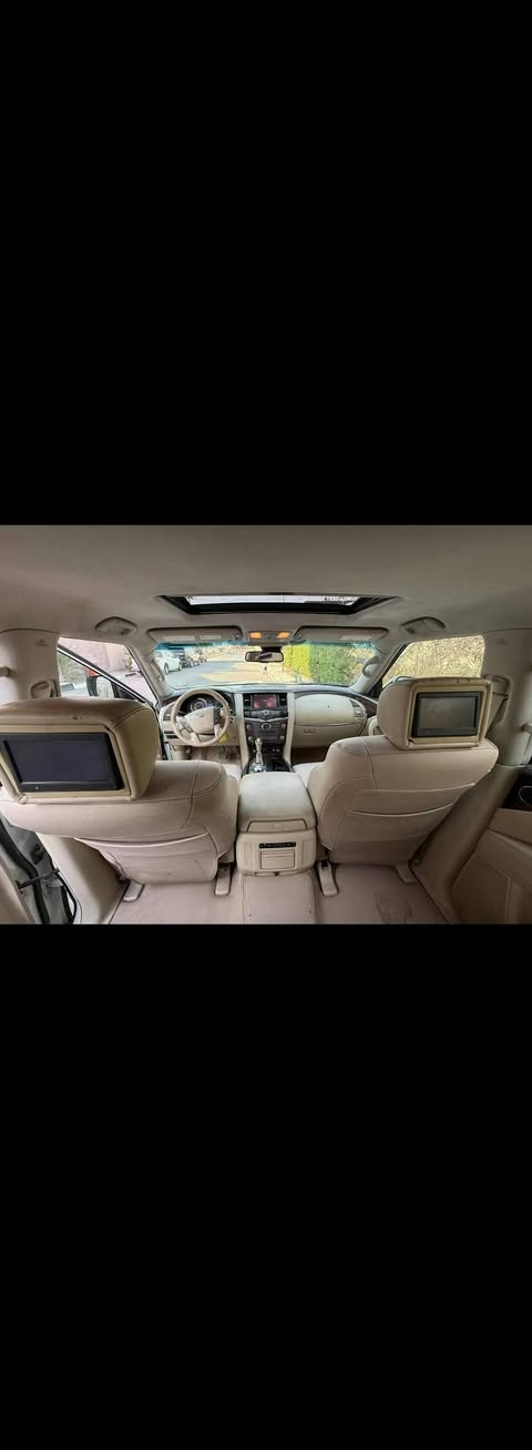 موديل 2011 كاملة مواصفات رقم واحد  محرك وكير وتبريد مكفول دولاب جديد ماشية ١٤٠ الف  فيها صبغ خارجي بدون حادث  والداخل خالي تواصل ***********. بغداد, العراق
