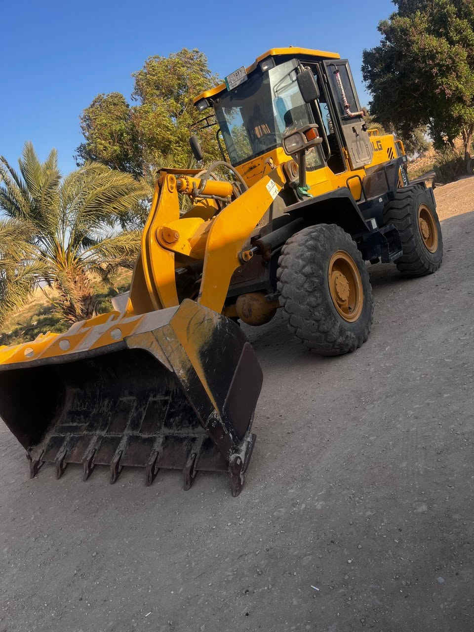 شفل للبيع موديل 2013 رقم وسنويه ل 2027 ذي قار مكفول كير واكسن ع الشركه المكان الناصريه الاستفسار اتصال ع الرقم***********
