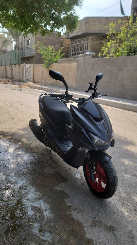 السلام عليكم دراجه فورز s موديل ١٧ كفاله عامه وكاله دراجه رمبه
عليهه تزويد كلجات رياضي بلادي بيهه ٤ قطع كاربون فايبر اصلي 
الدراجه خير من الله 
مكاني بغداد البلديات 
السعر المطلوب ١٩ ورقه بيهه مجال بسيط 
متواجد واتساب ***********
